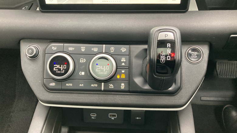 Land Rover Defender 3.0 D250 XS Edition 110 5dr Auto Diesel Estate